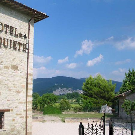 Hotel La Quiete Ассизи Экстерьер фото