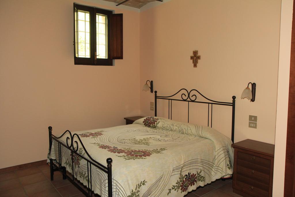 Hotel La Quiete Ассизи Номер фото